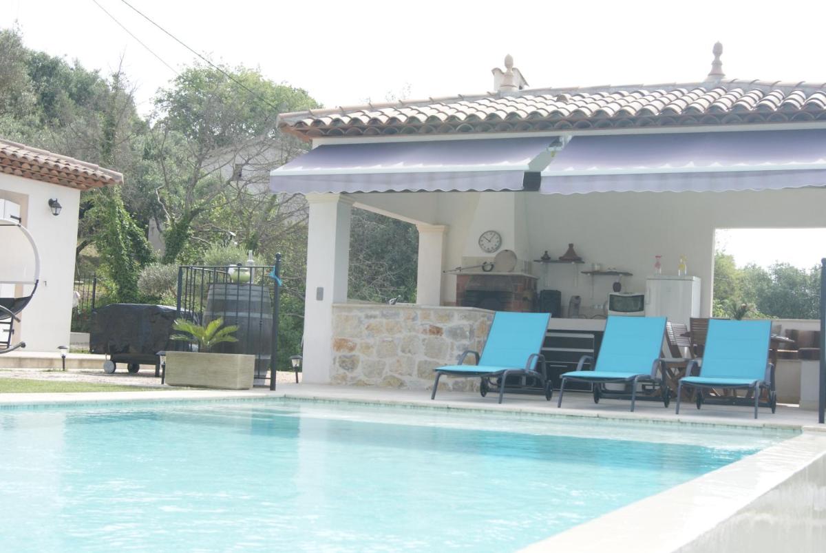 Villa elegante a Lorgues avec piscine et jacuzzi - Housity