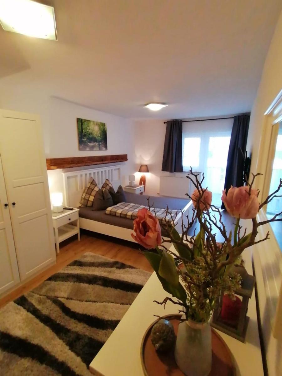 Come In - Housity