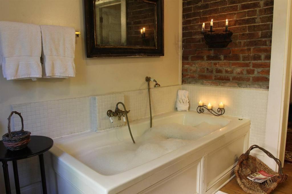 Corners Mansion Inn - A Bed and Breakfast - Housity