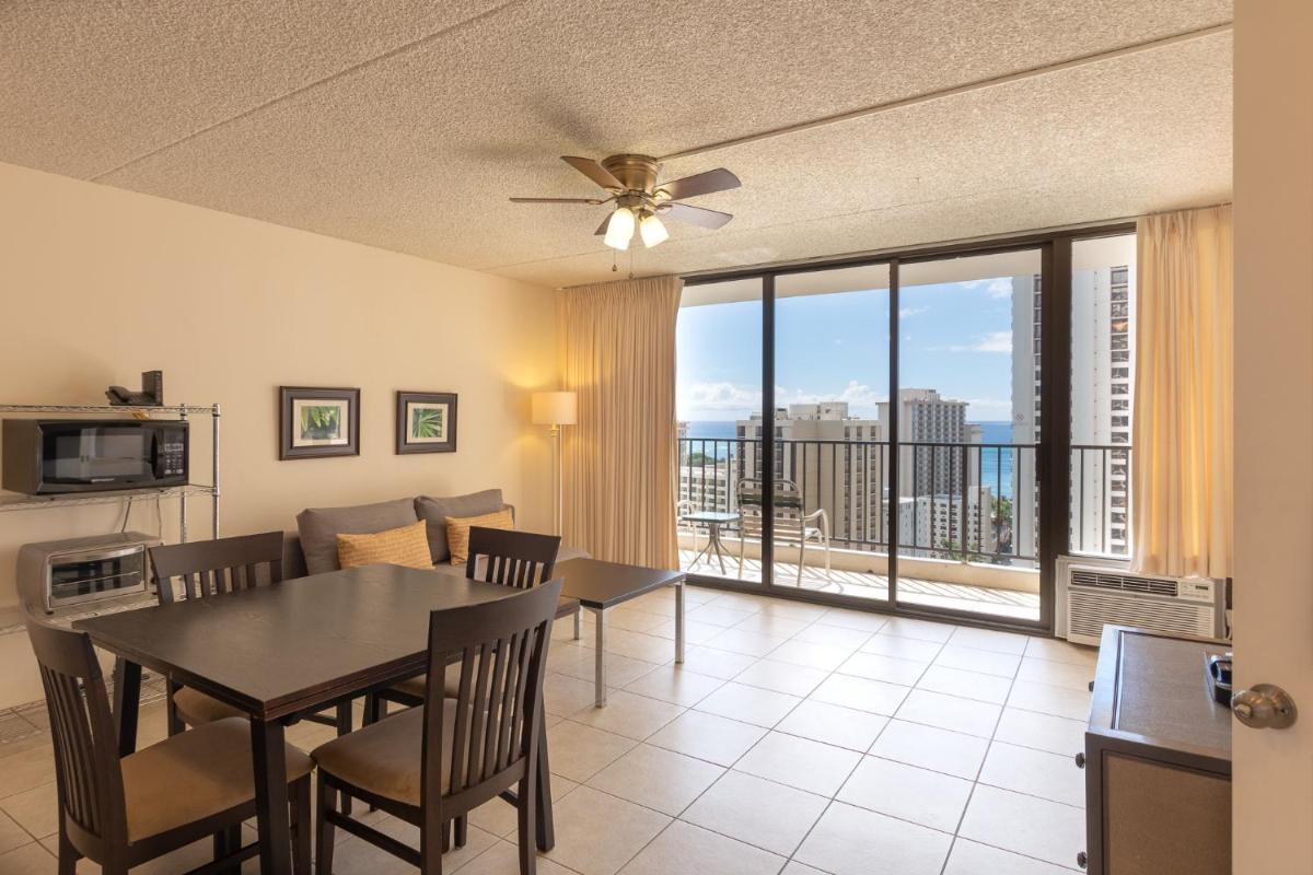 Deluxe Waikiki Banyan Condos - Free Parking & Wifi - Housity