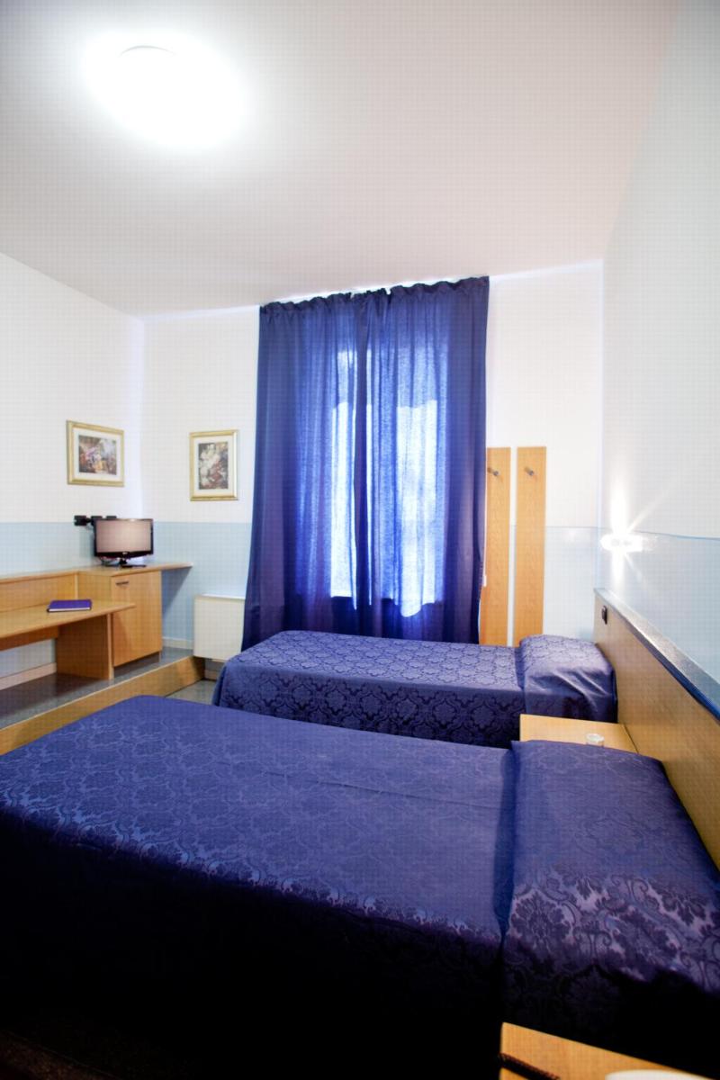 Master Hotel - Housity