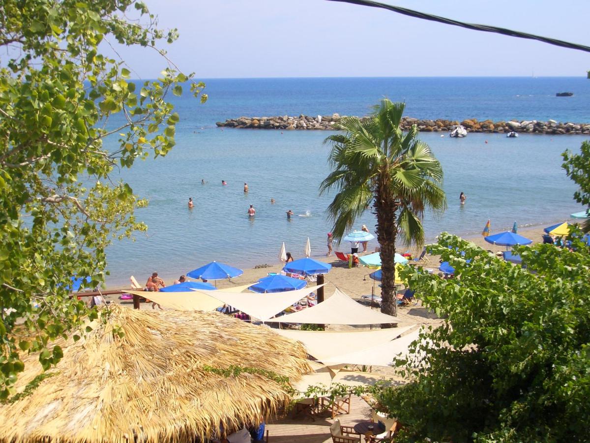 Hercules Sea Front Studios - Housity