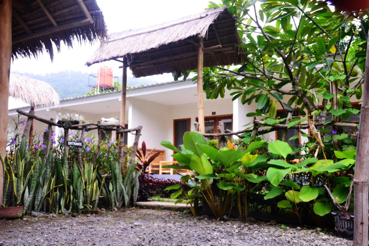 Sammy Cottage Senggigi - Housity