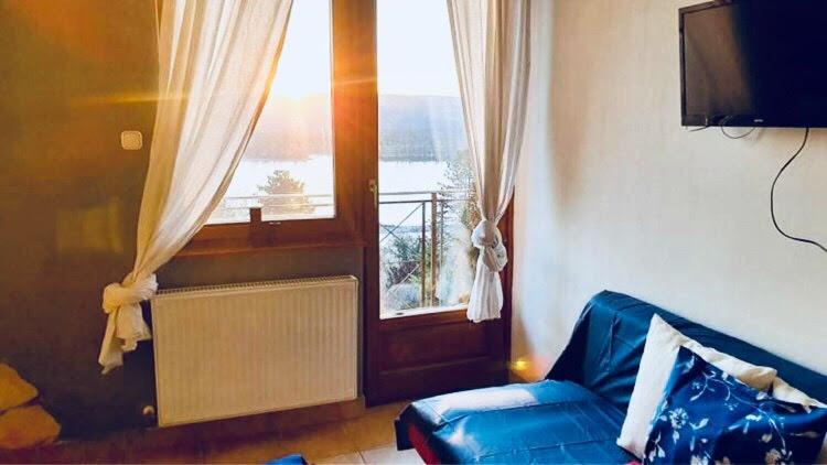 Holiday Apartmanház - Housity