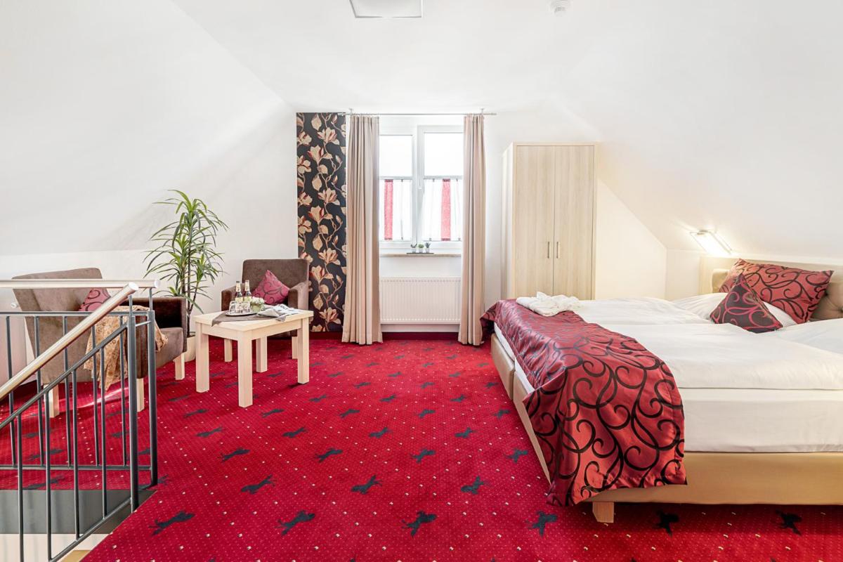 Hotel Rappen Rothenburg ob der Tauber - Housity