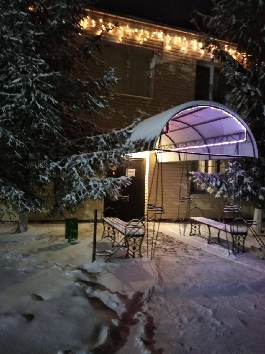 Hotel Gostynnyi Dvir - Housity