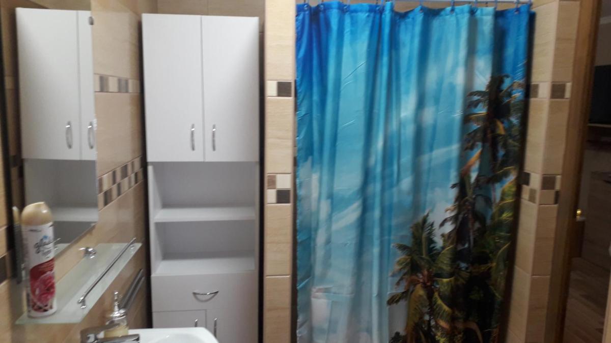 Petra Apartman - Housity