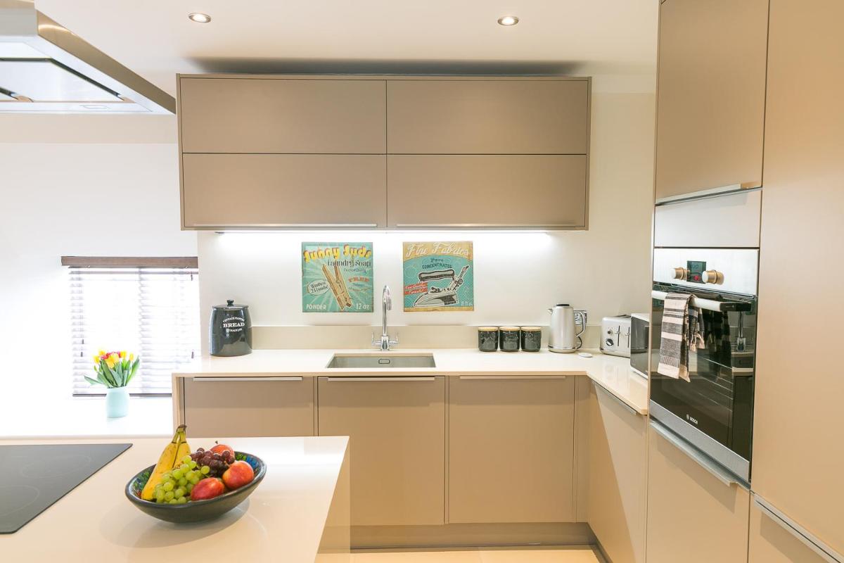 Riverside Apartments of Stamford - Housity