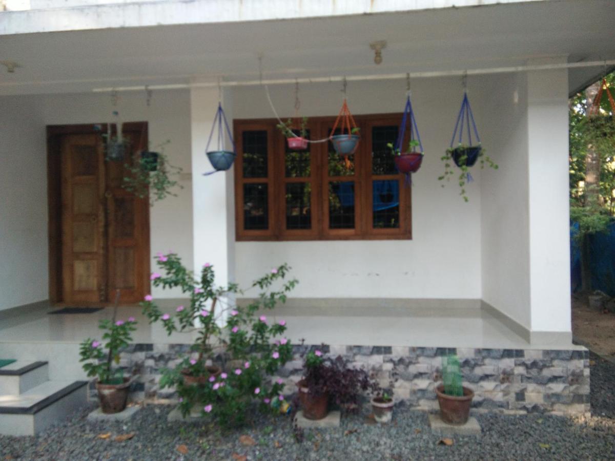 Nunu Homestay Guruvayoor - Housity