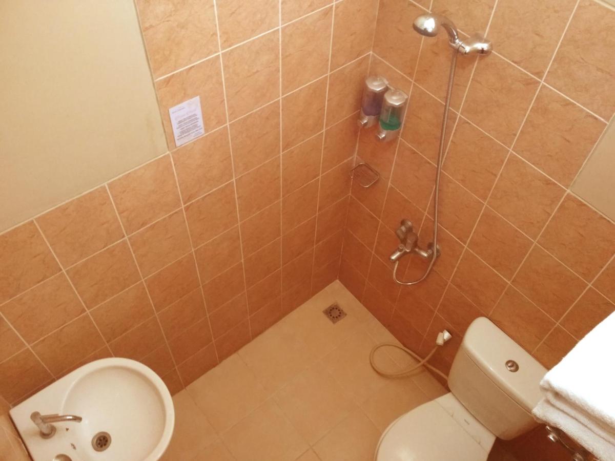 wisma sejahtera hotel - Housity