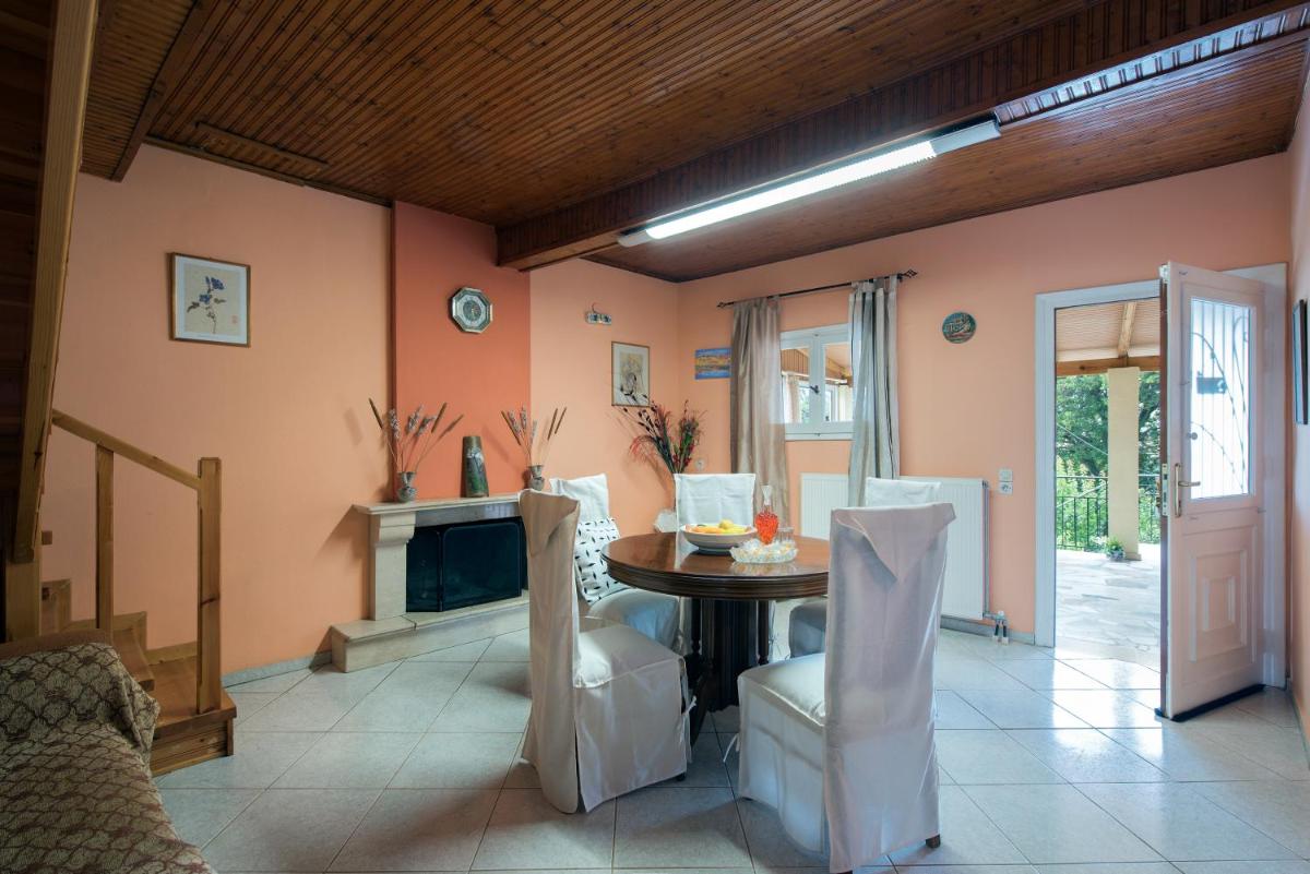 Pado's House, Valanio Corfu - Housity