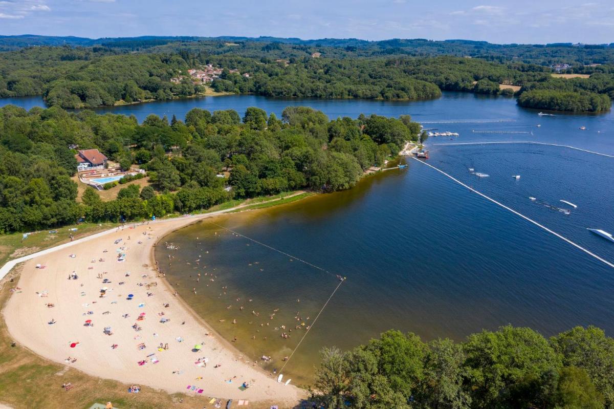 Camping du Lac de Saint-Pardoux - Housity