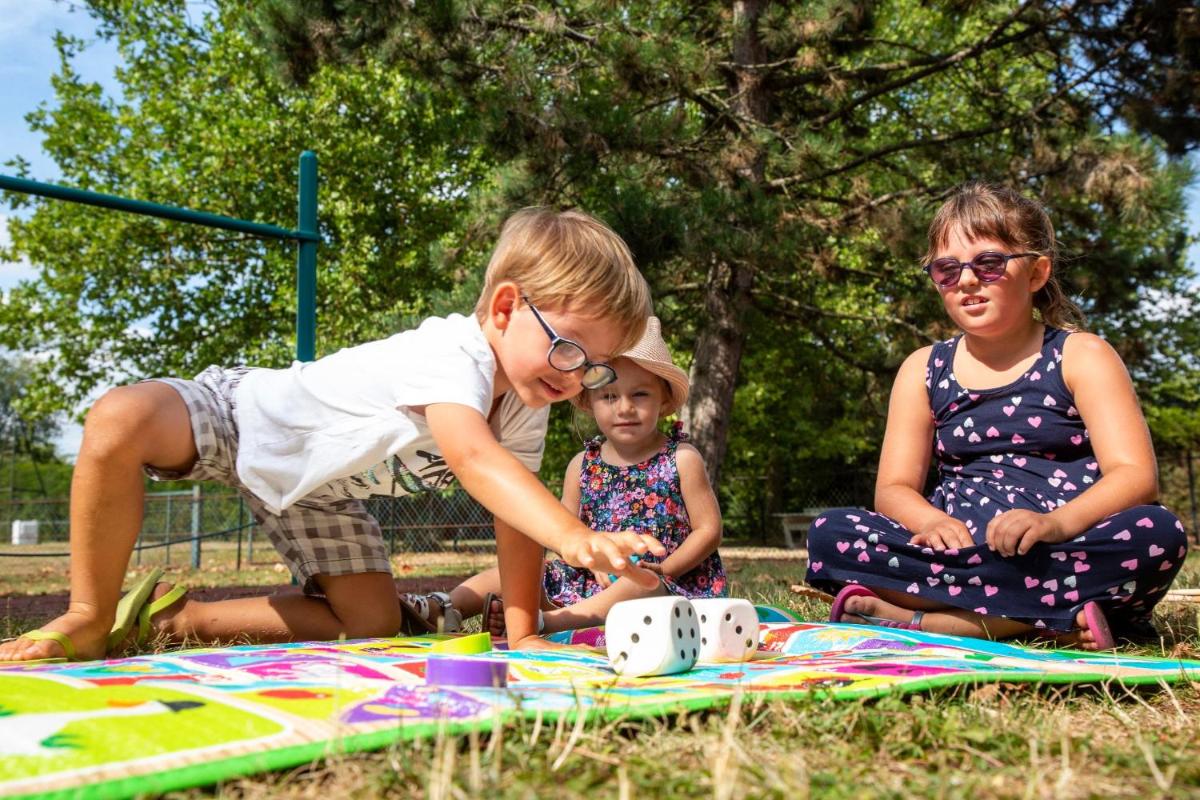 Camping de Châlons-en-Champagne - Onlycamp - Housity