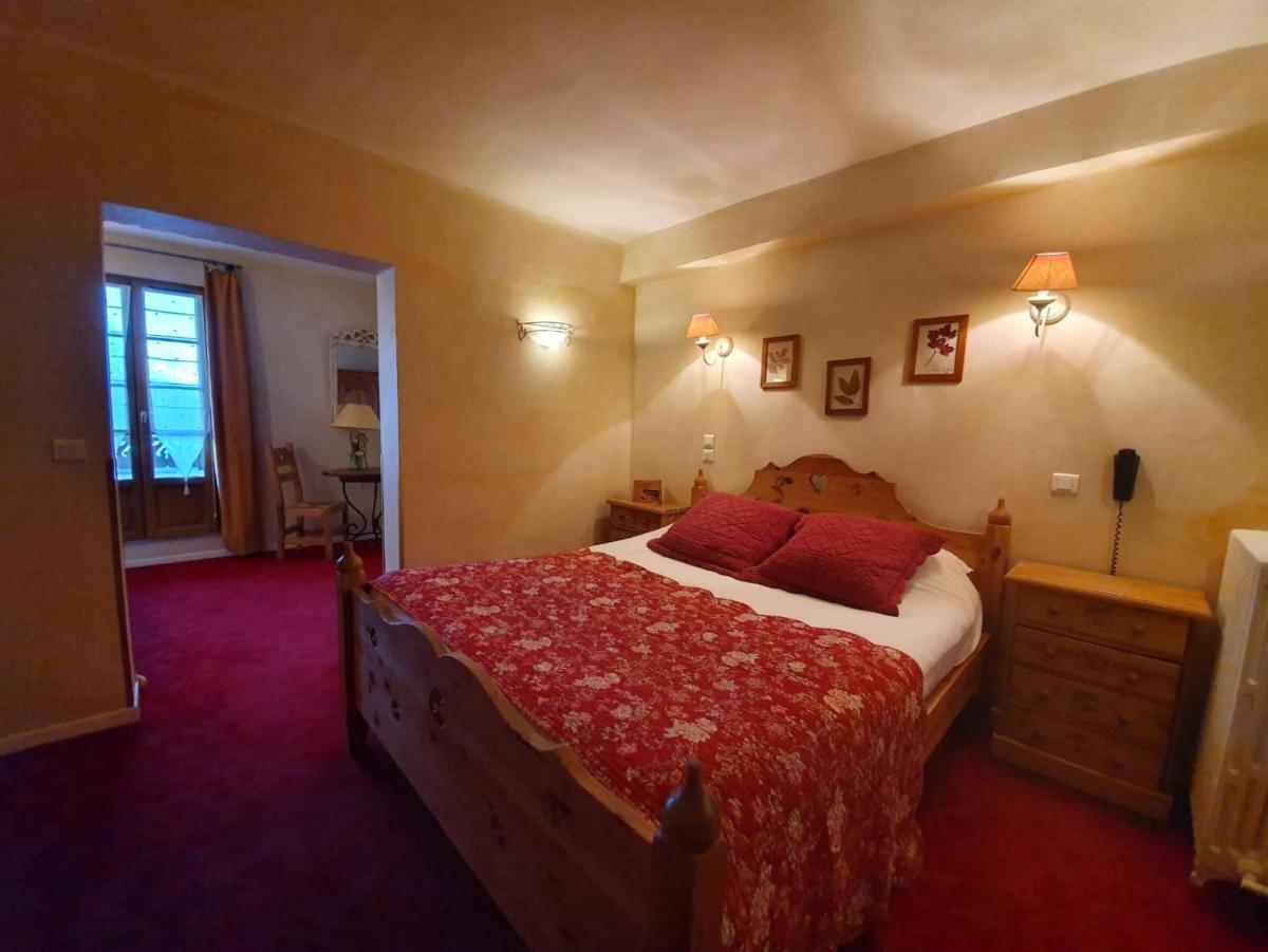 Un ou plusieurs lits dans un hébergement de l'établissement Le Chalet Suisse