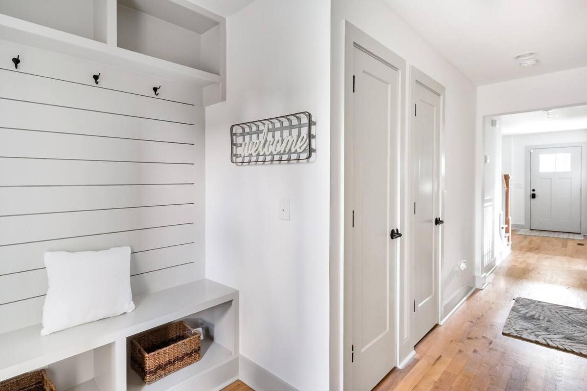Brand New Luxury Home near Downtown - Housity