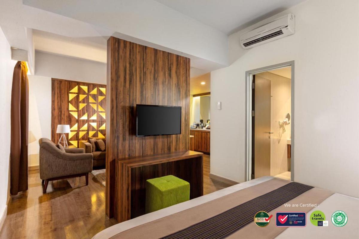KHAS Malioboro Hotel - Housity