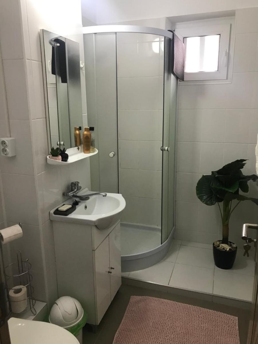Town Centre Flat - Housity