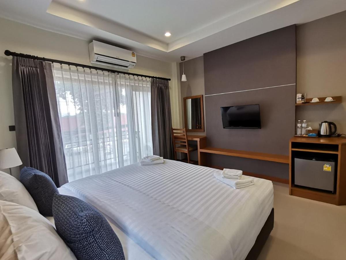 Pak Ping Rim Khong - Housity