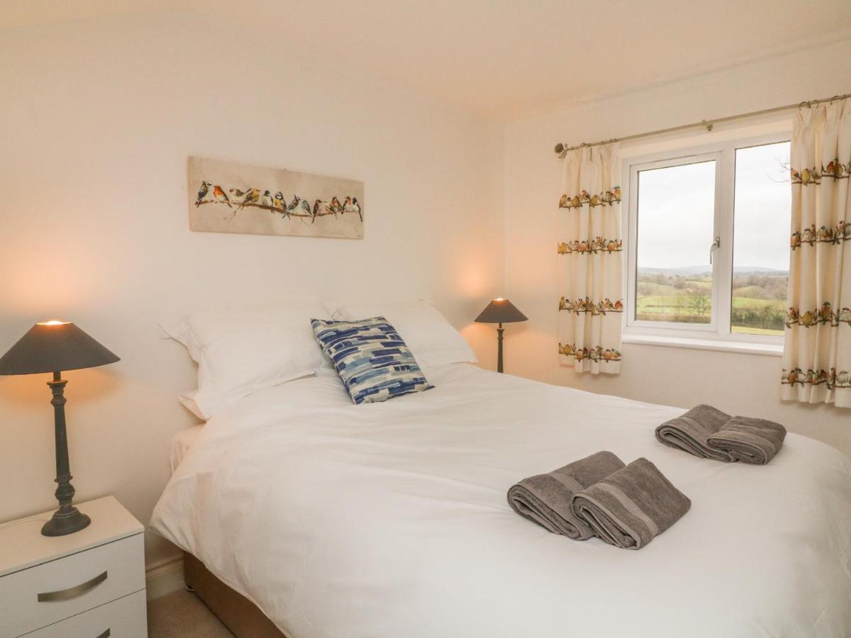 The Outlook - Housity