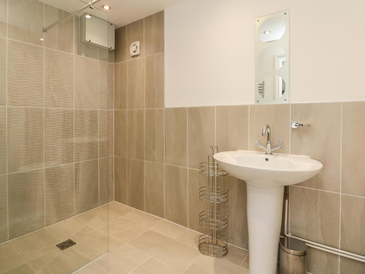 The Outlook - Housity