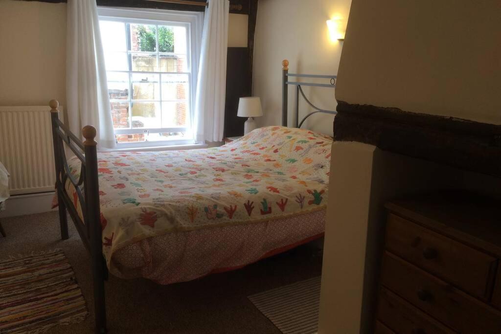 Cathedral View Cottage, Canterbury - Housity
