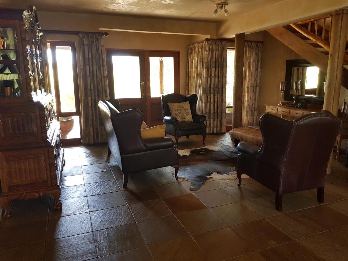 Zebula Golf Estate and Spa - Secret Garden 16 pax Moi Signature Luxury House - Housity