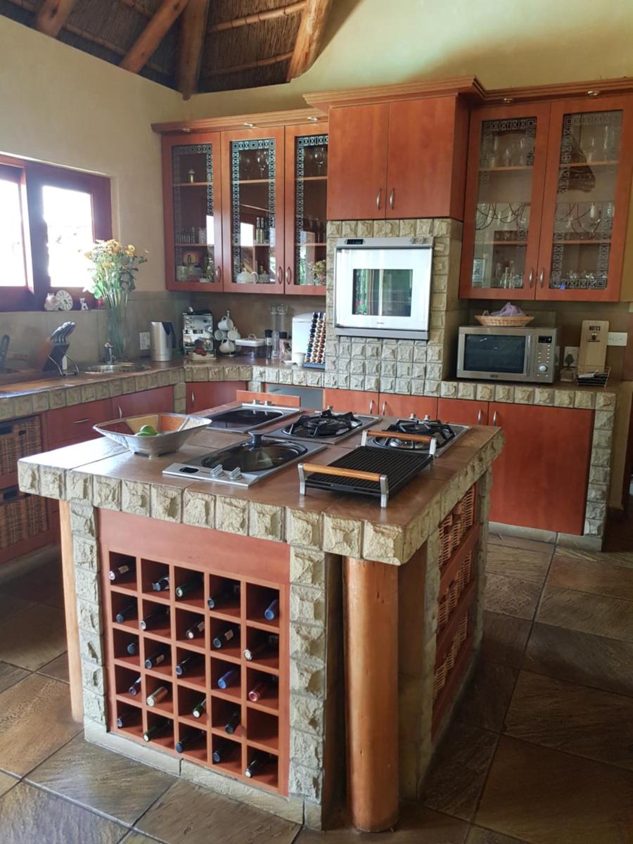 Zebula Golf Estate and Spa - Secret Garden 16 pax Moi Signature Luxury House - Housity