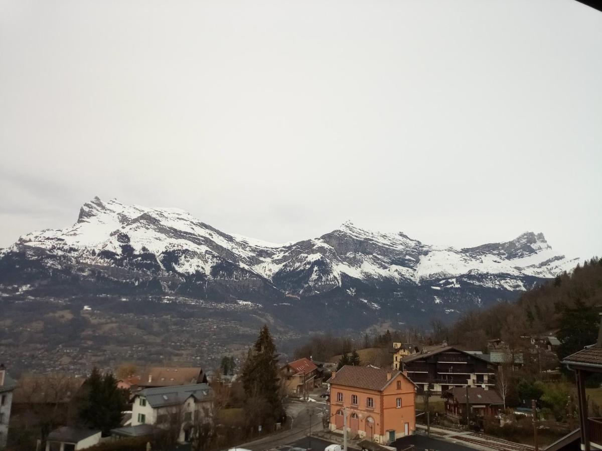 Spacious and comfortable chalet apartment. - Housity