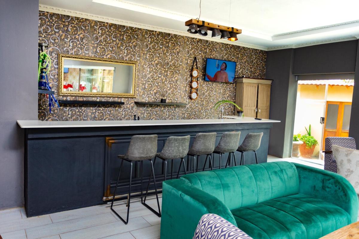 Mhulu Signature Boutique Hotel - Housity
