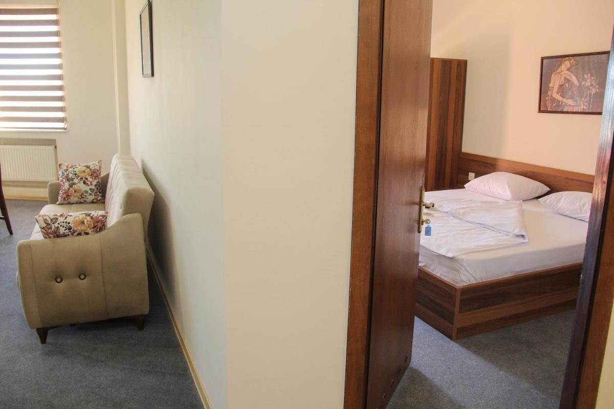 Mavi Dalga Beach Hotel - Housity