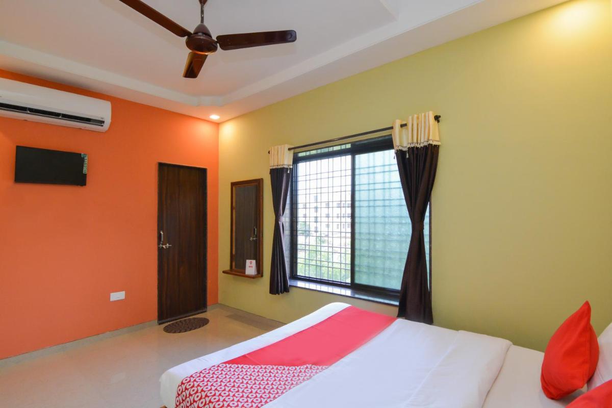 Sukrangu Palace - Housity