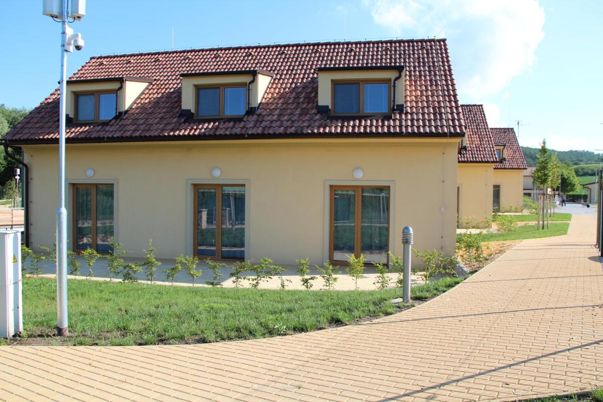 Apartmány Rybníček Blatnice pod Sv. Antonínkem - Housity