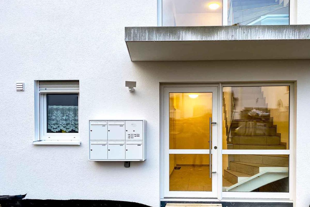 2 Zimmer Apartment mit Balkon - Housity