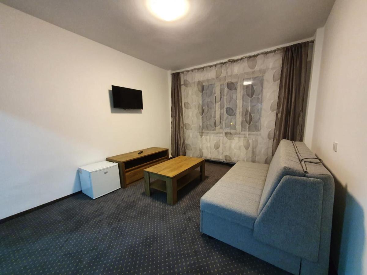Hotel Petroshani srl - Housity