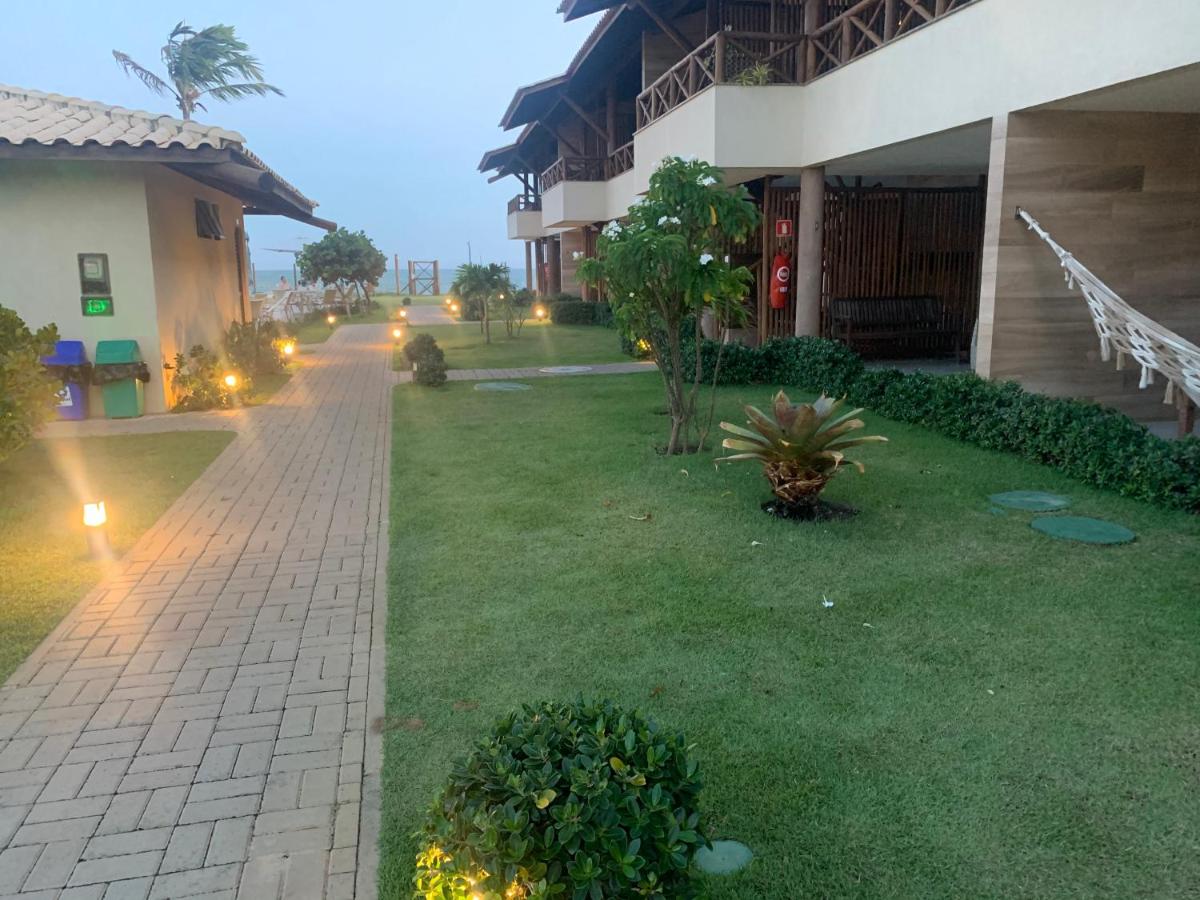 Casa de Praia, Itacimirim, Pé na Areia - Housity