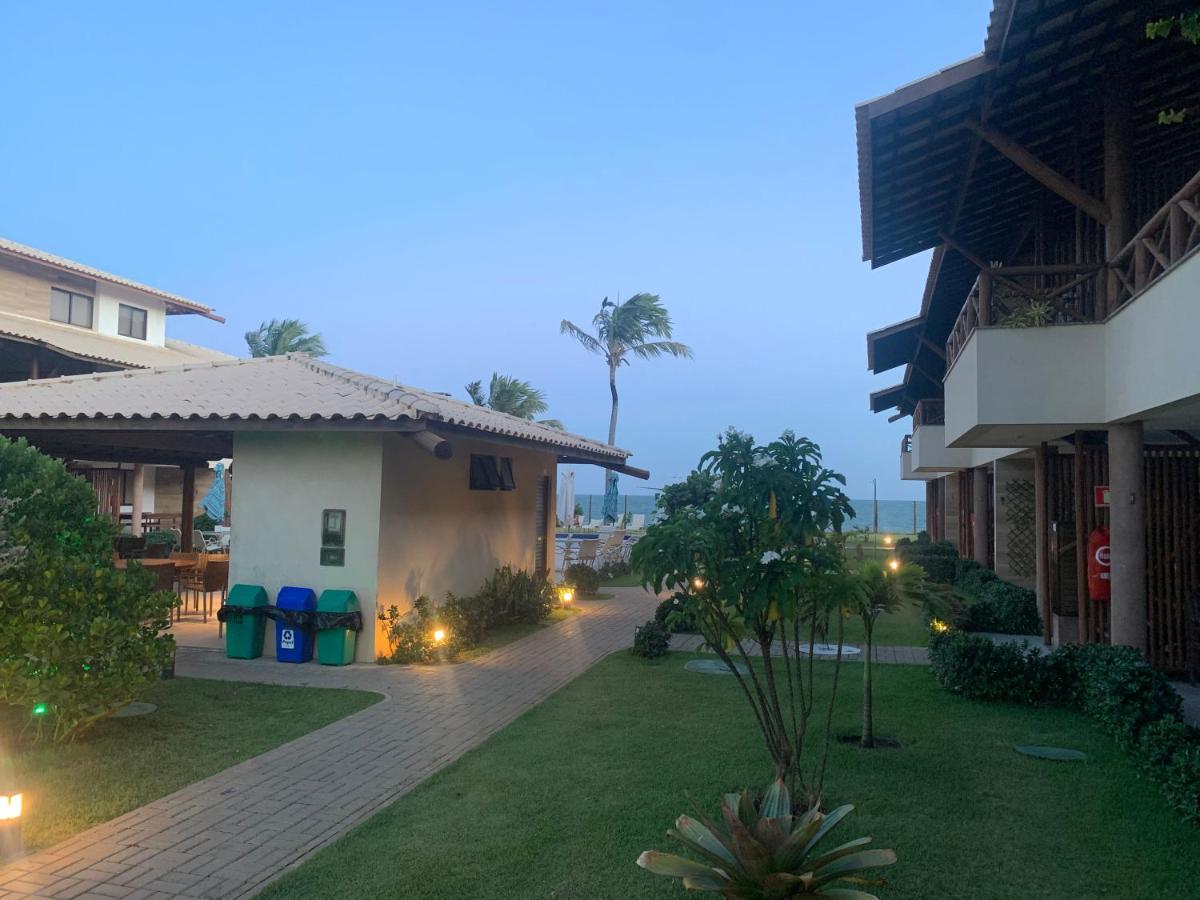 Casa de Praia, Itacimirim, Pé na Areia - Housity