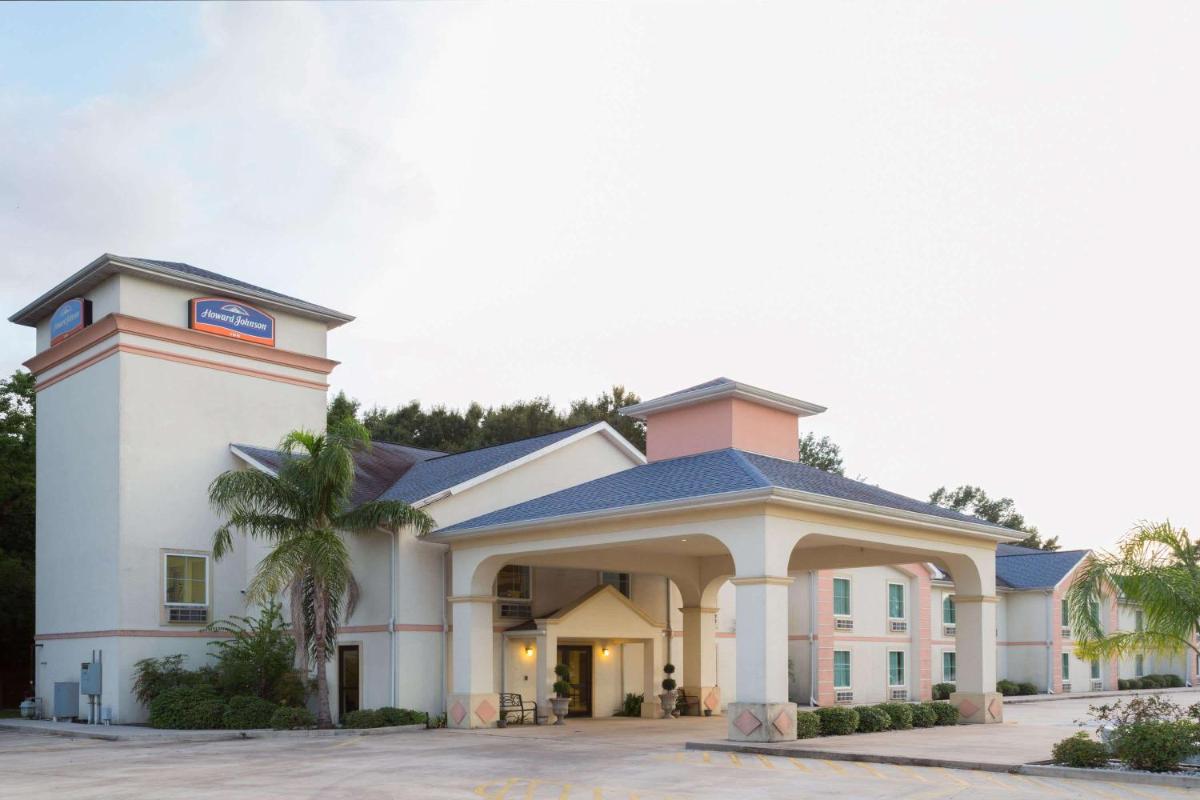 Howard Johnson by Wyndham Houma - Housity