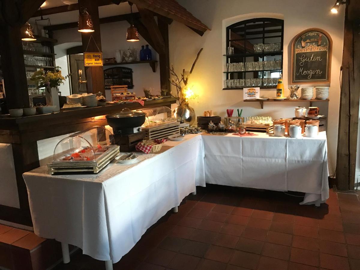 Landhotel Belitz Garni - Housity