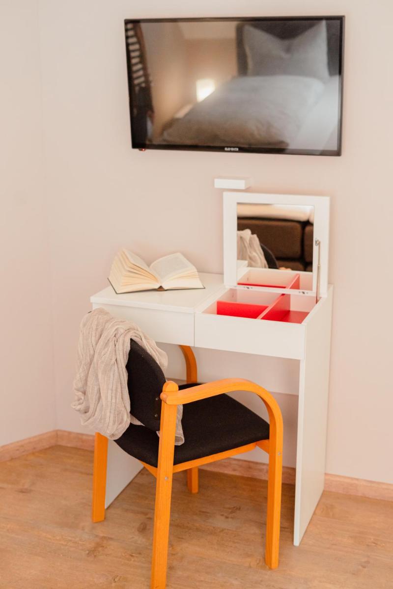 Landhotel Belitz Garni - Housity
