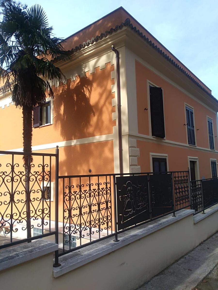 VILLINO CHELIDONIA SUBIACO - Hizvo