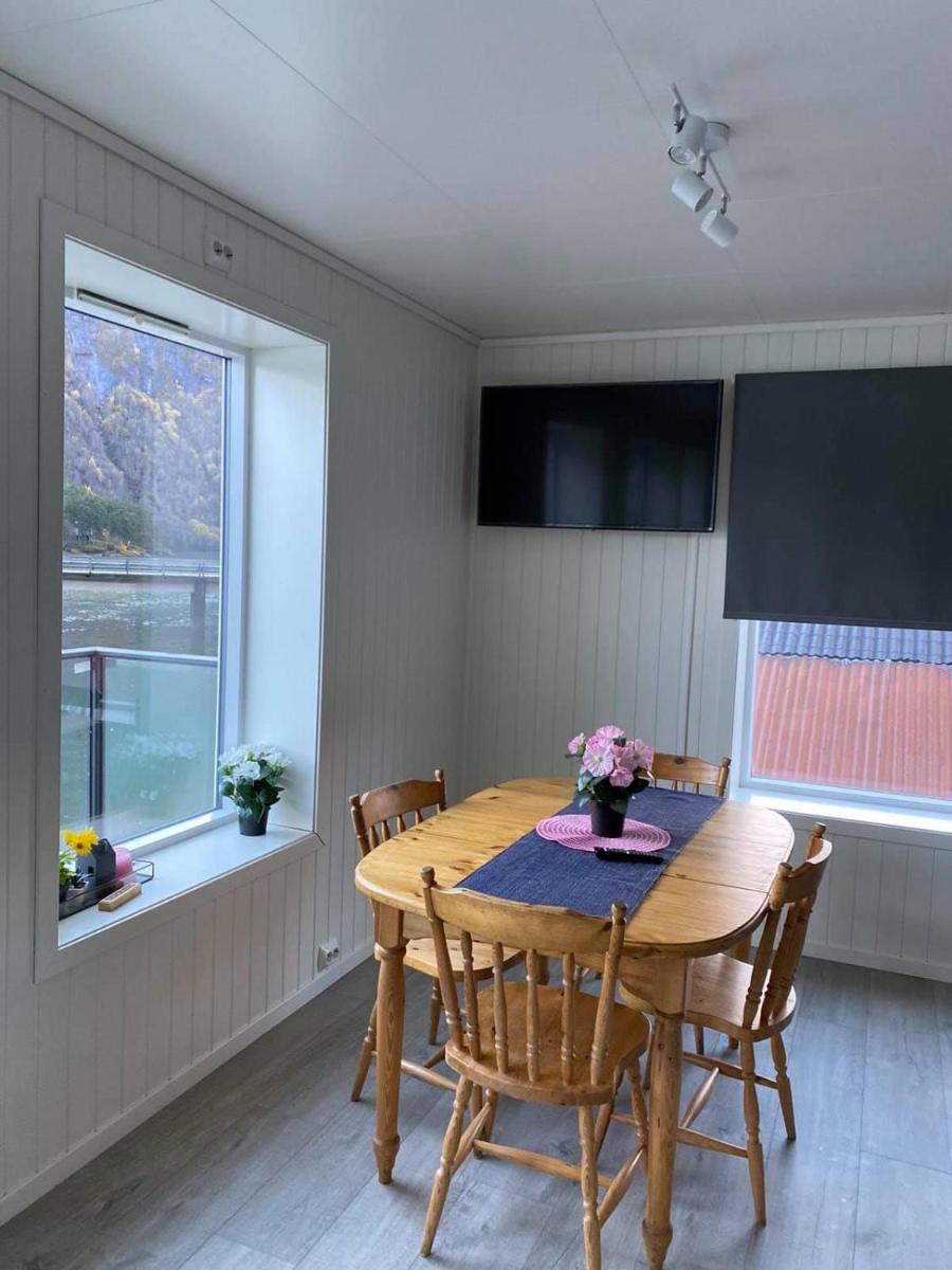 Stryn Crystal s, D - Housity