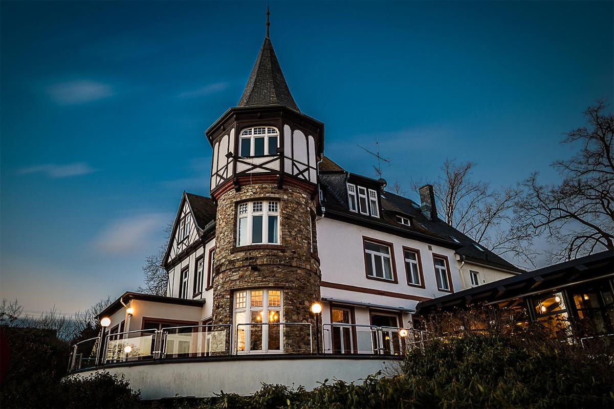 Golfhotel Denzerheide - Housity