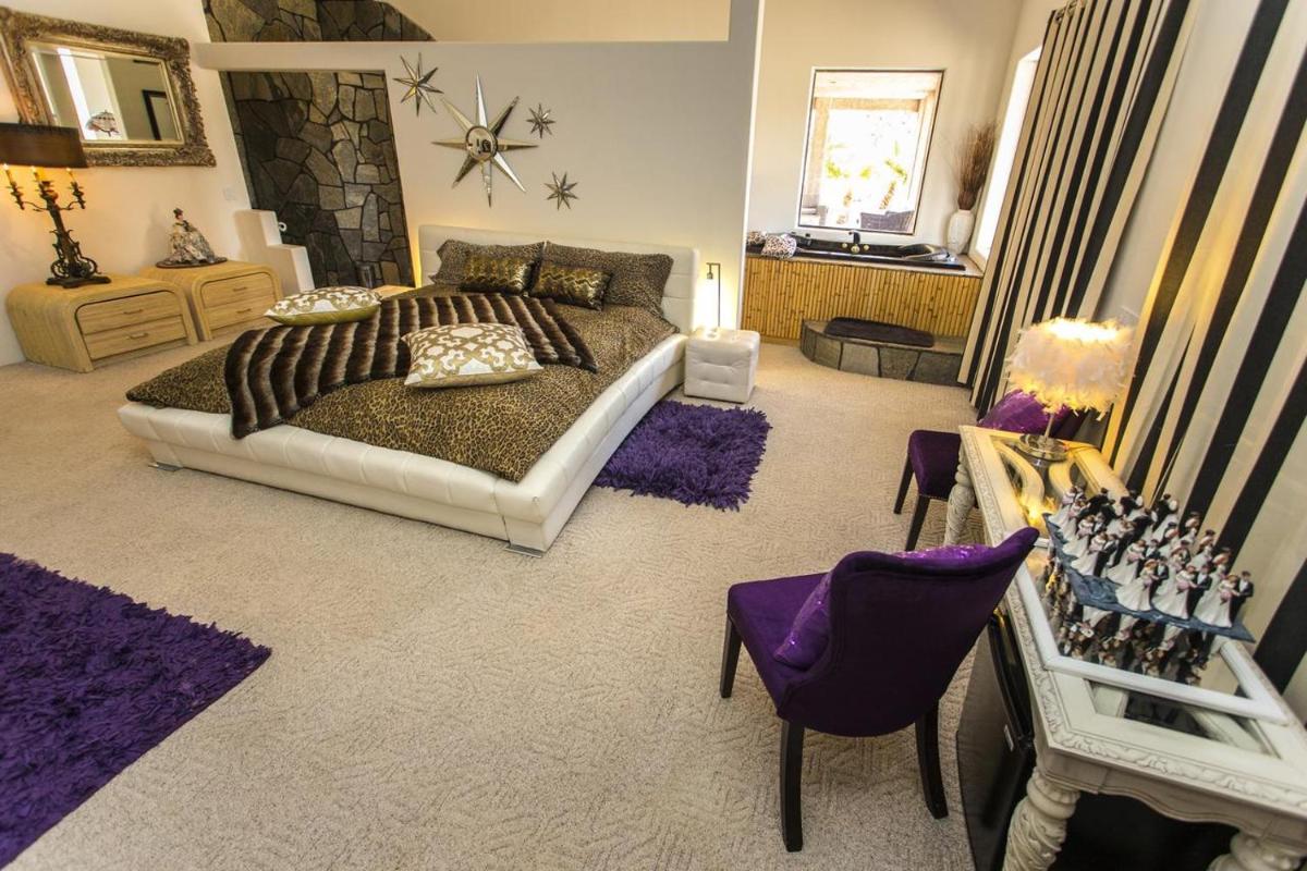 Starlight Boutique Hotel Pioneertown - Housity