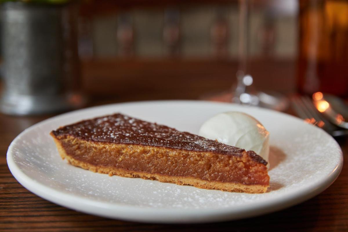 The Lime Tree Inn - Housity