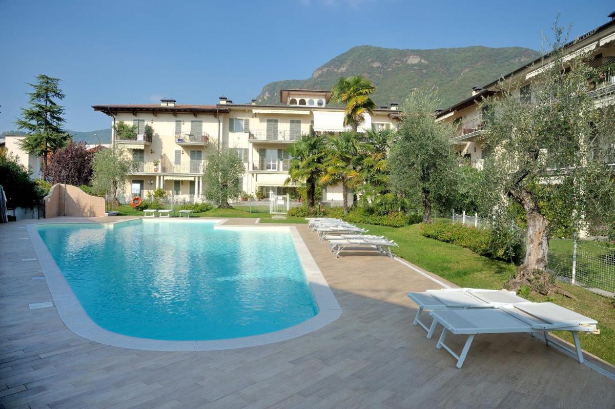 APPARTAMENTO MIMOSA centro Salo' - Housity
