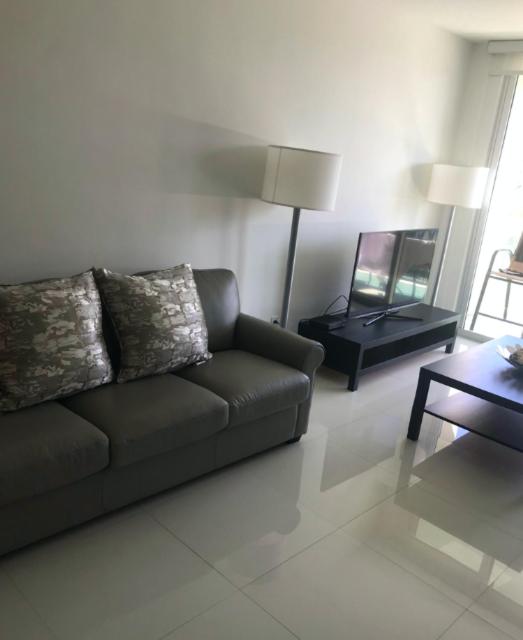 Ocean Reserve Collins Avenue - Housity