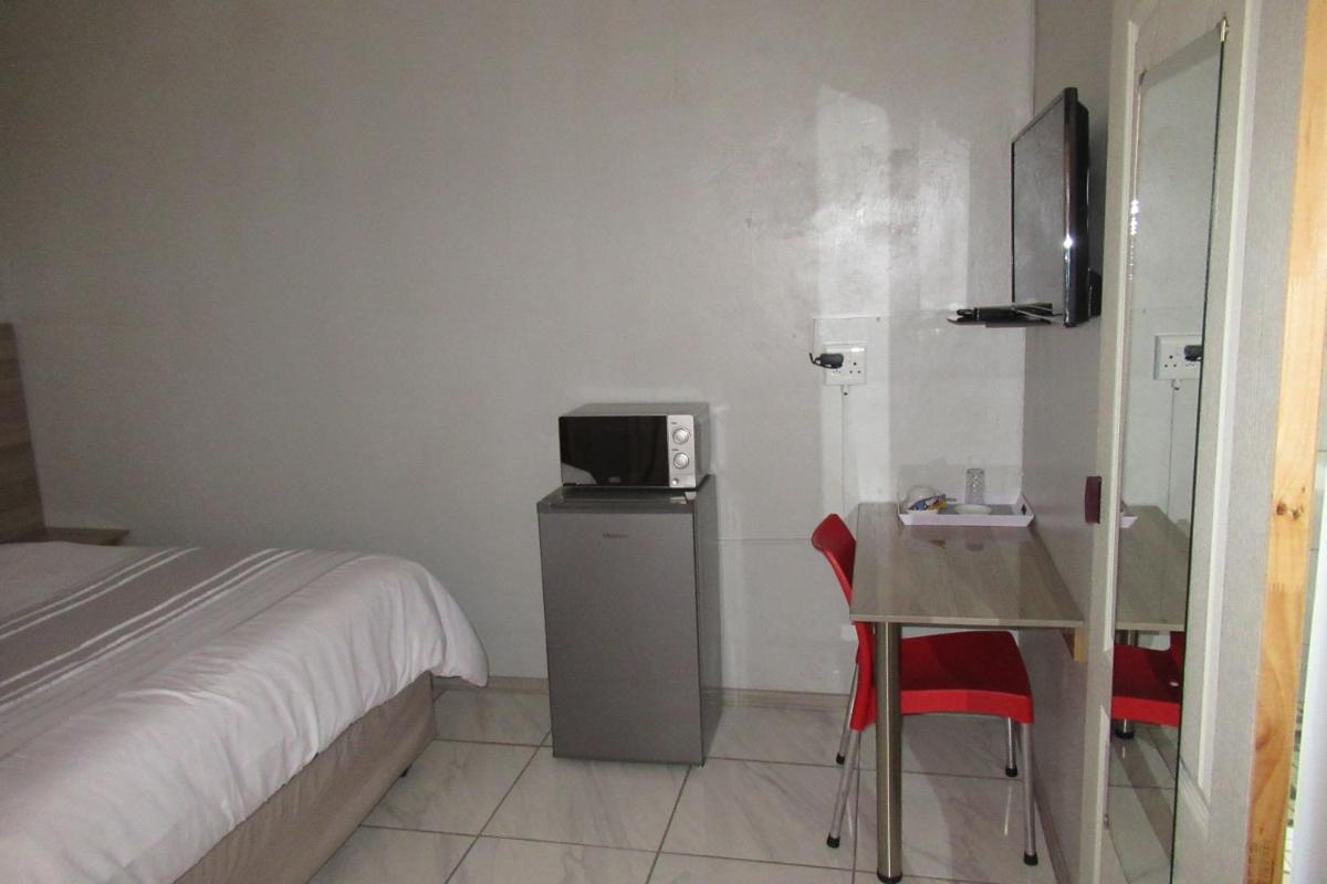 Pab-Love Guest House - Housity