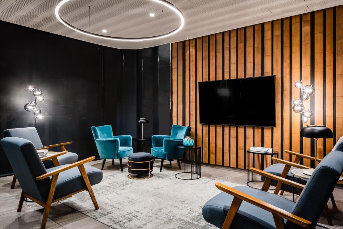 Hotel HC*** Mollet Barcelona - Housity