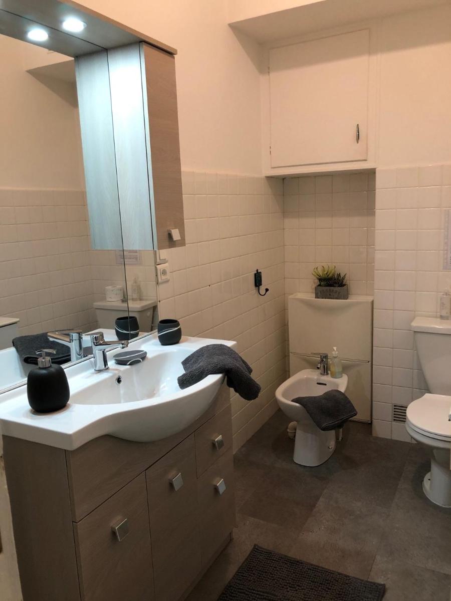 Welcome in the cozy blue nest pedestrian Menton - Hizvo