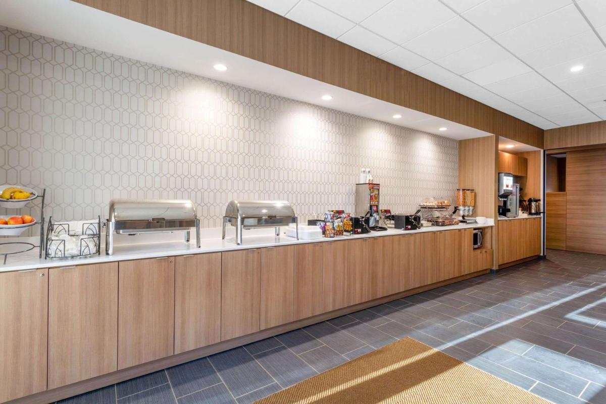 Microtel Inn Suites by Wyndham South Hill - Housity